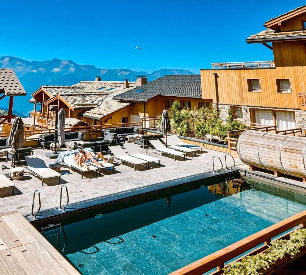 Grandes Rousses Hotel & Spa Alpe d'Huez Luaran gambar The swimming pool at the 7132 Summit