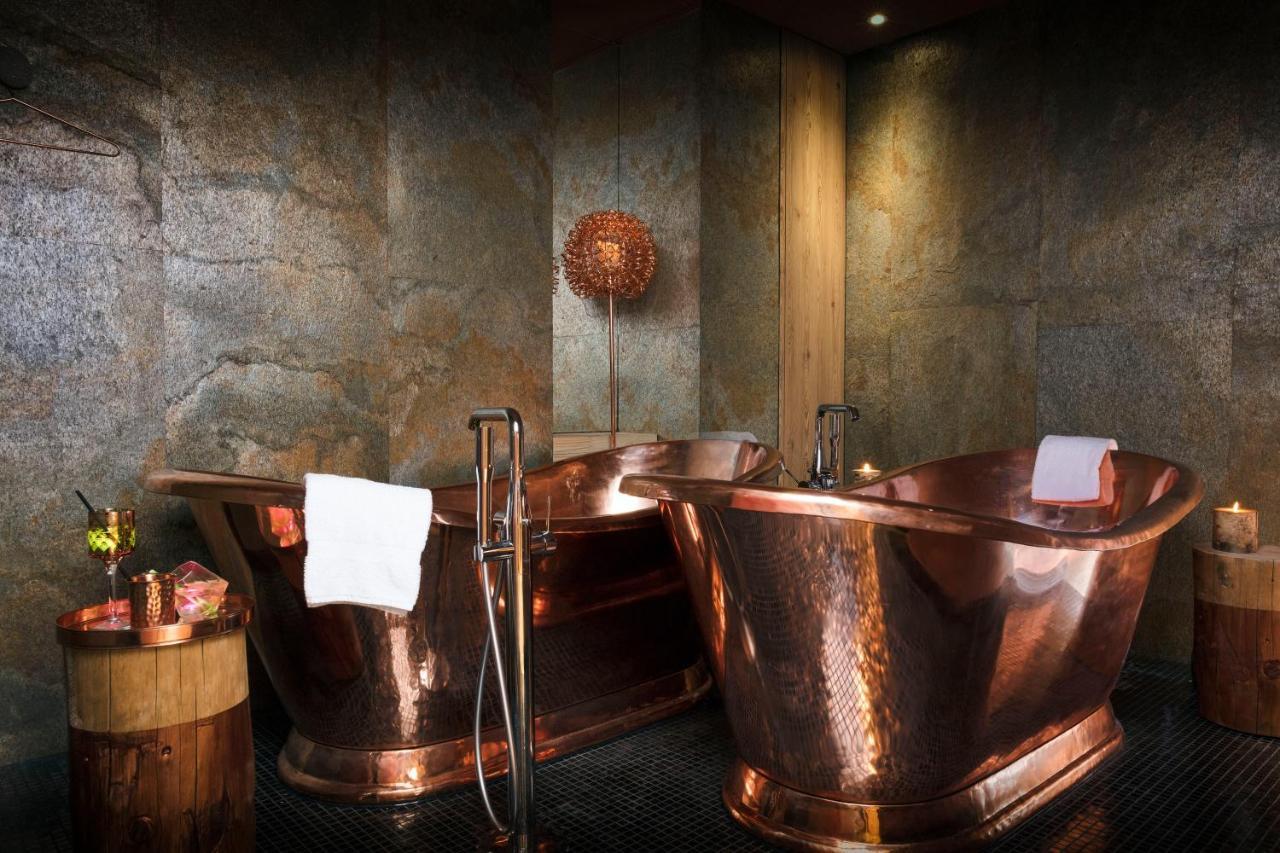 Grandes Rousses Hotel & Spa Alpe d'Huez Luaran gambar Copper bathtub